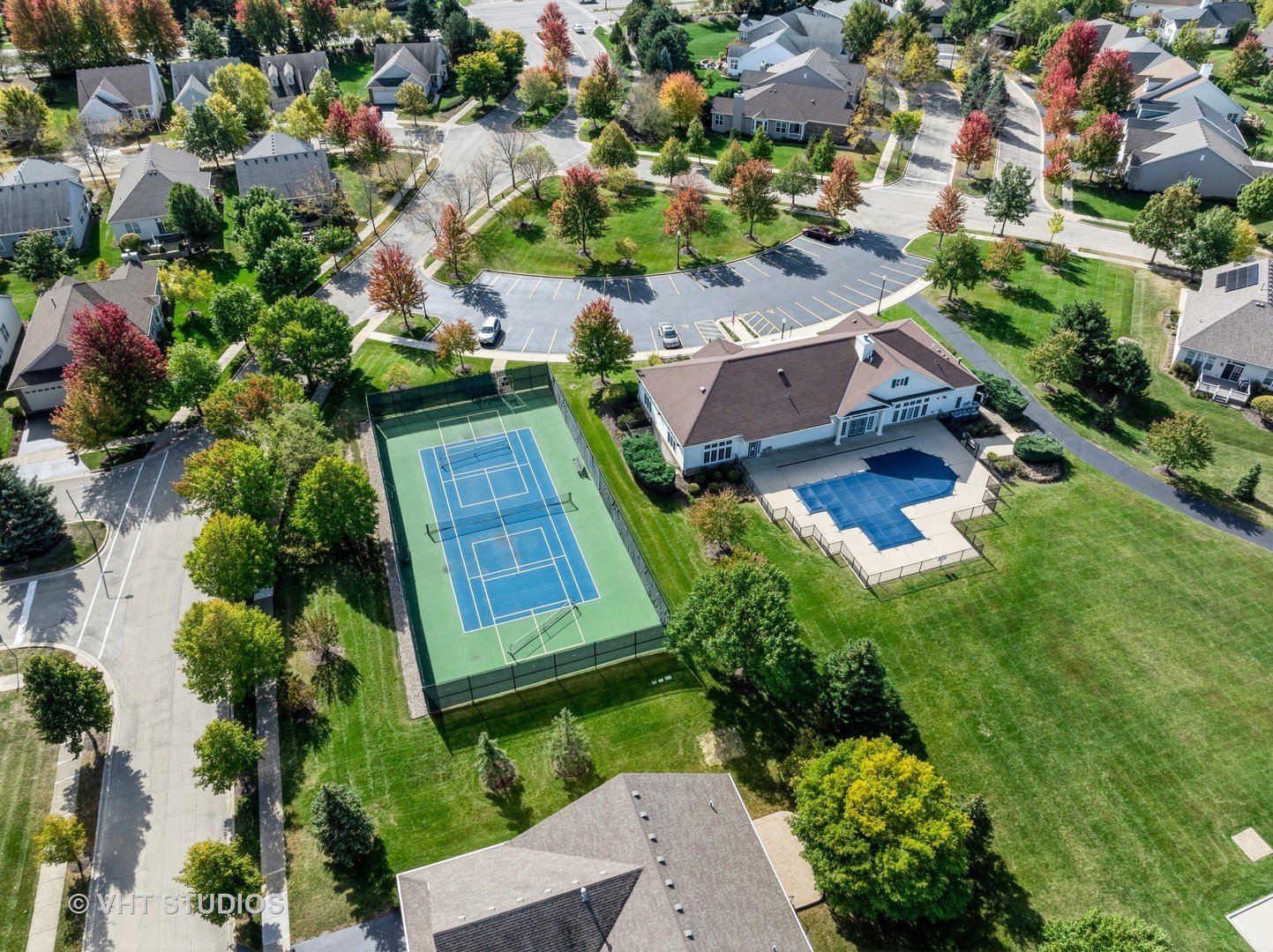 1504 Mansfield Drive, Aurora, IL 60502