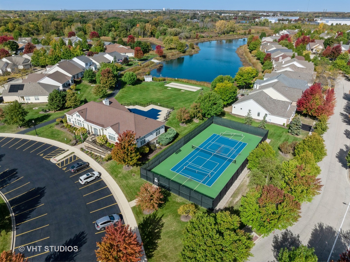 1504 Mansfield Drive, Aurora, IL 60502