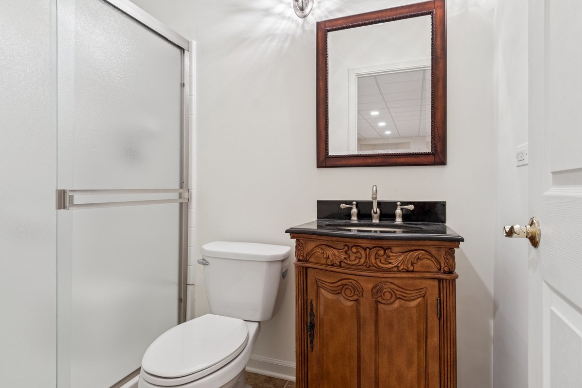 1504 Mansfield Drive, Aurora, IL 60502