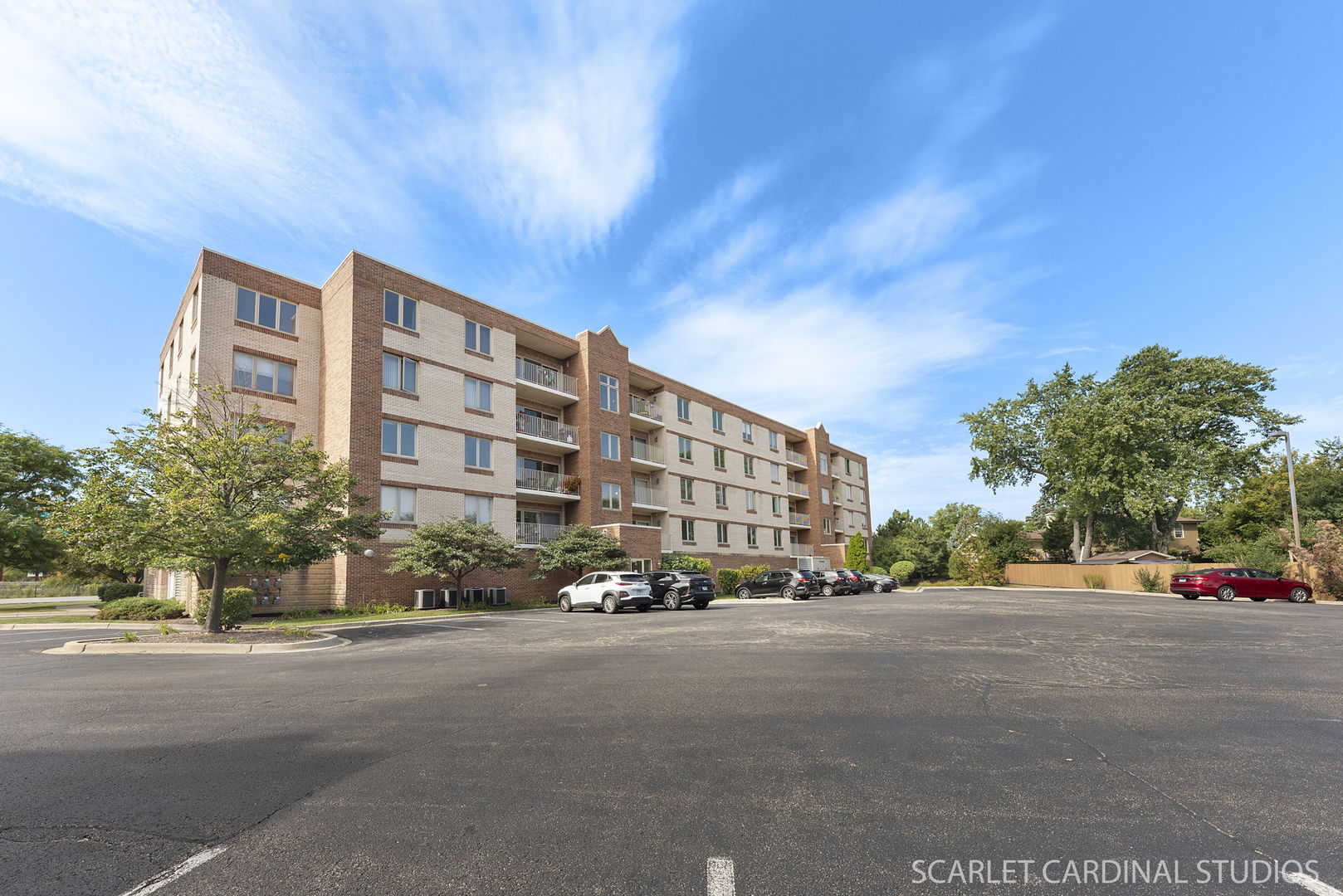 201 W Brush Hill Road #107, Elmhurst, IL 60126