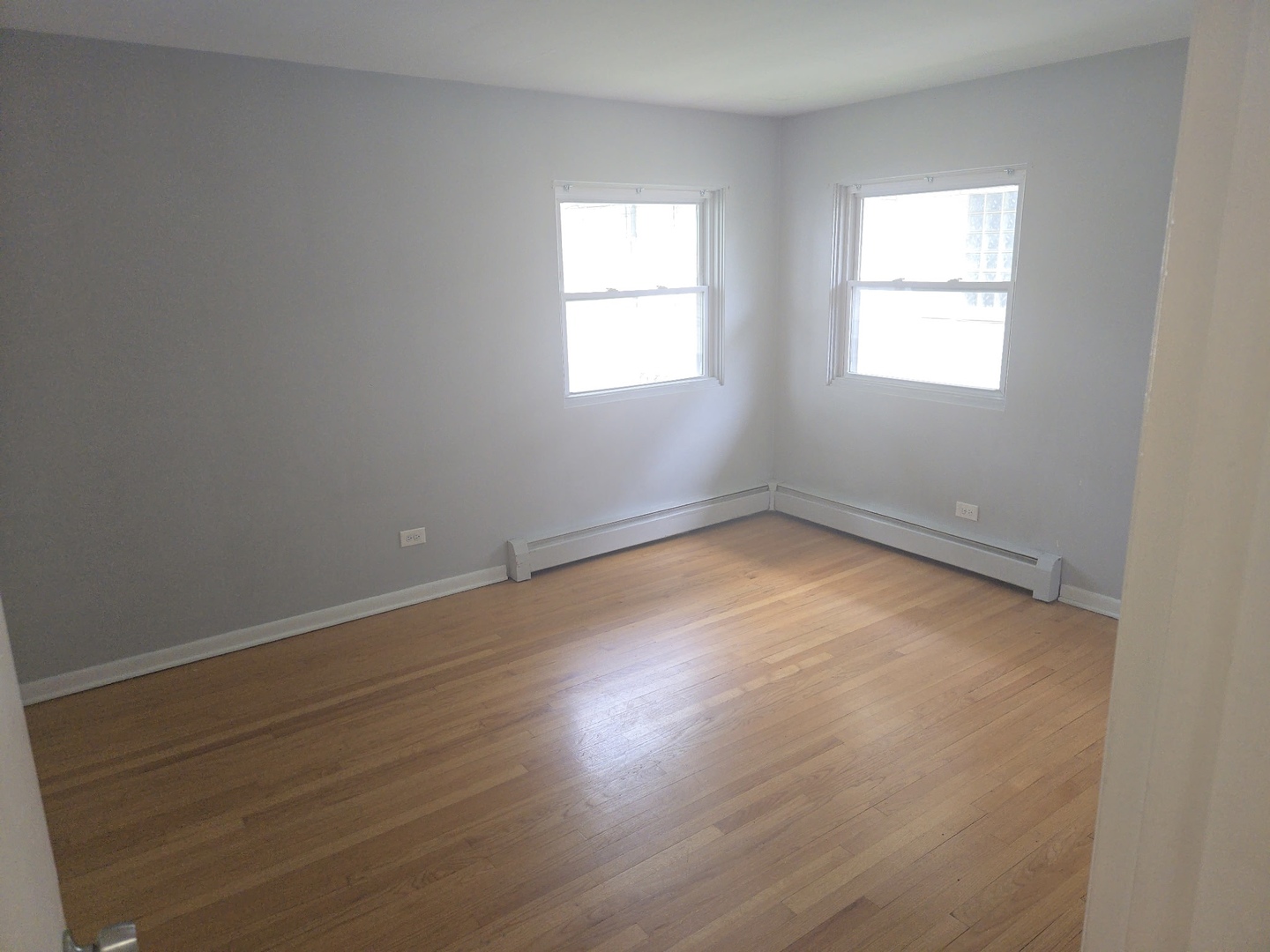 635 E South Broadway Street #C, Lombard, IL 60148