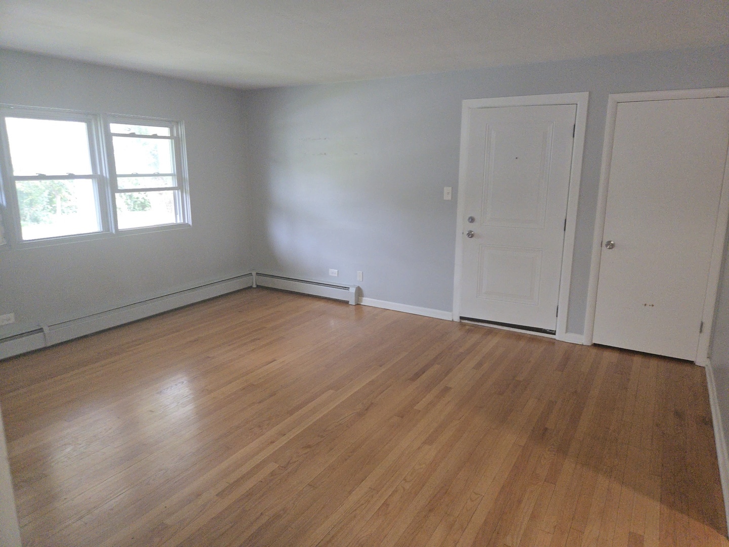 635 E South Broadway Street #C, Lombard, IL 60148