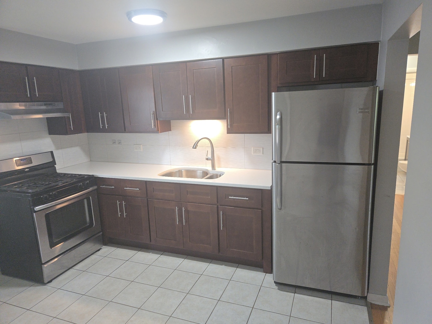 635 E South Broadway Street #C, Lombard, IL 60148