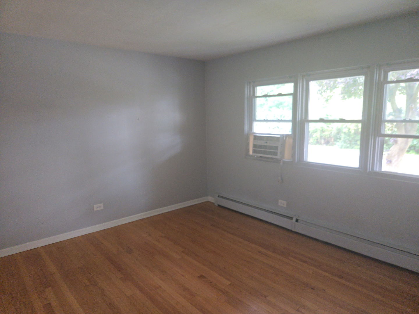 635 E South Broadway Street #C, Lombard, IL 60148