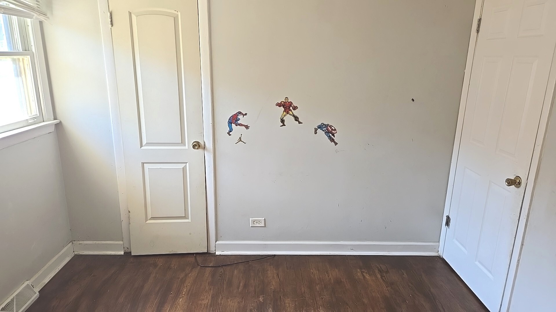 220 N Park Drive, Glenwood, IL 60425