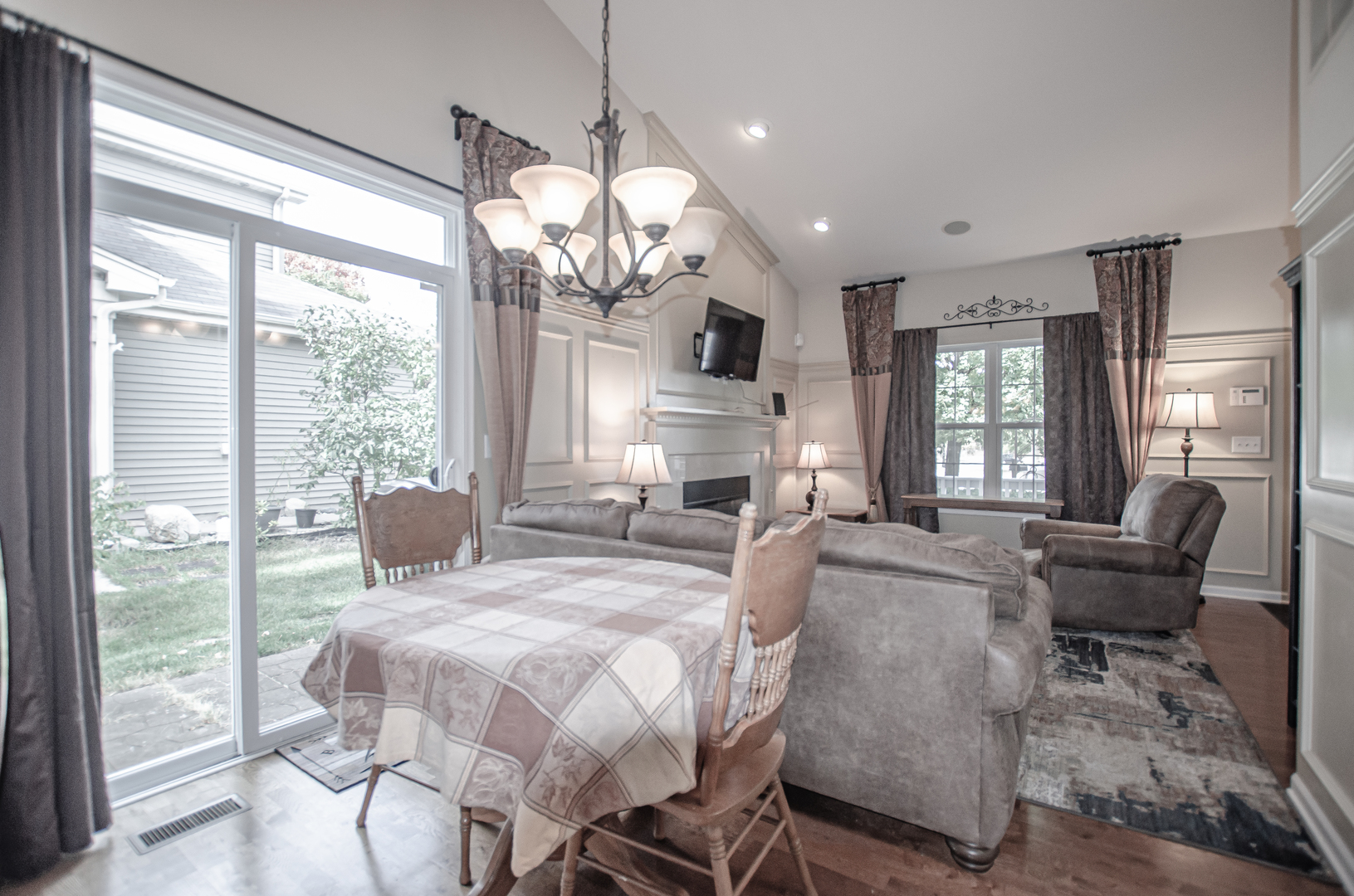 2481 Hearthstone Drive, Hampshire, IL 60140