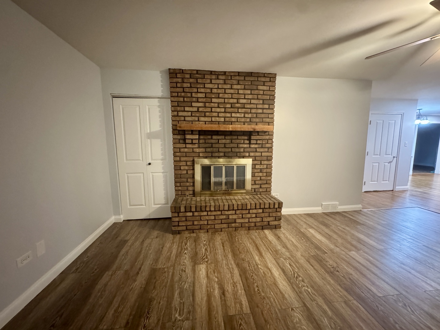 378 Pierce Street, Gilberts, IL 60136