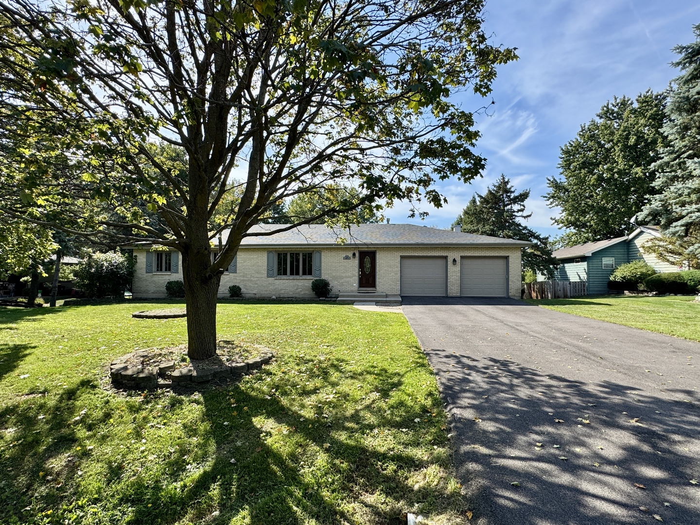 378 Pierce Street, Gilberts, IL 60136