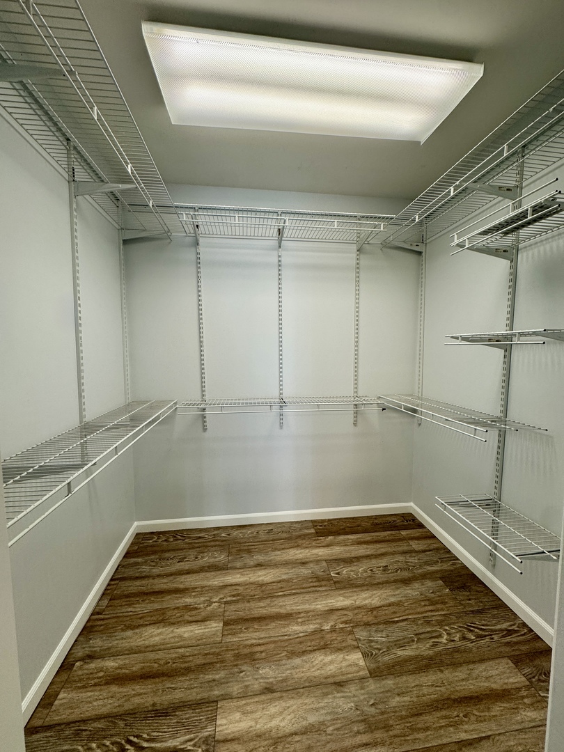 378 Pierce Street, Gilberts, IL 60136