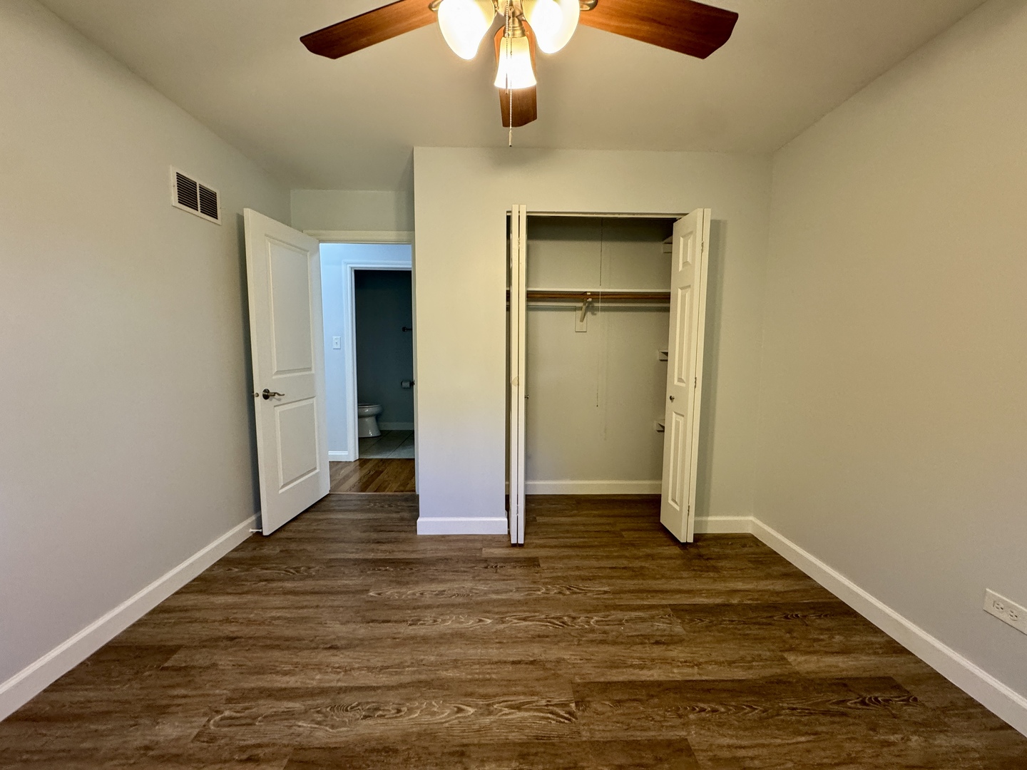 378 Pierce Street, Gilberts, IL 60136