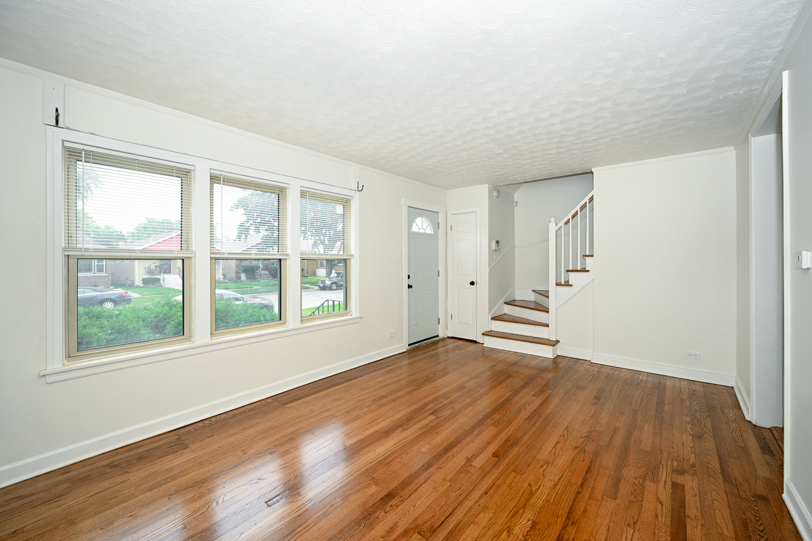 14322 S Wentworth Avenue, Riverdale, IL 60827