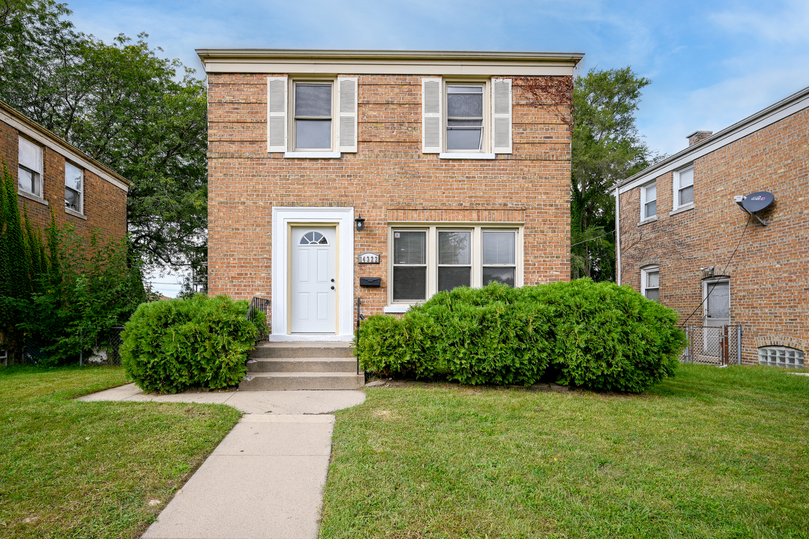 14322 S Wentworth Avenue, Riverdale, IL 60827