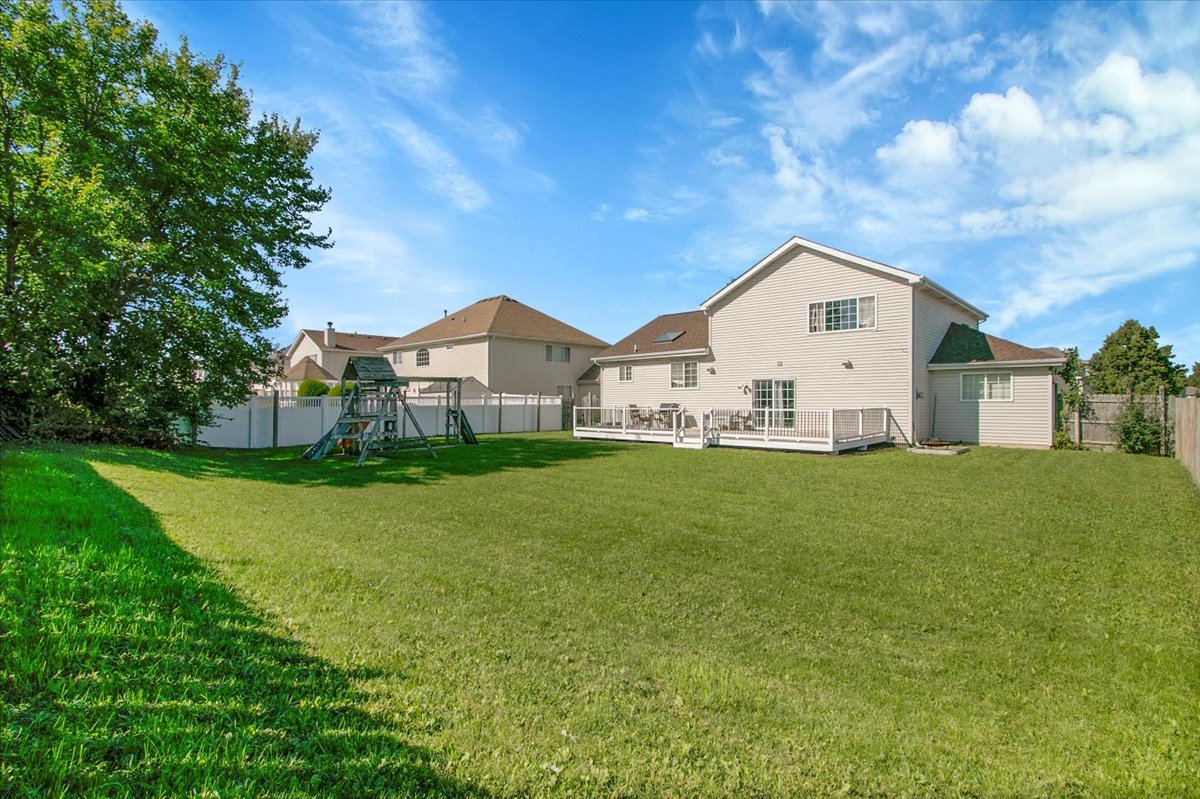 663 Primrose Lane, Matteson, IL 60443