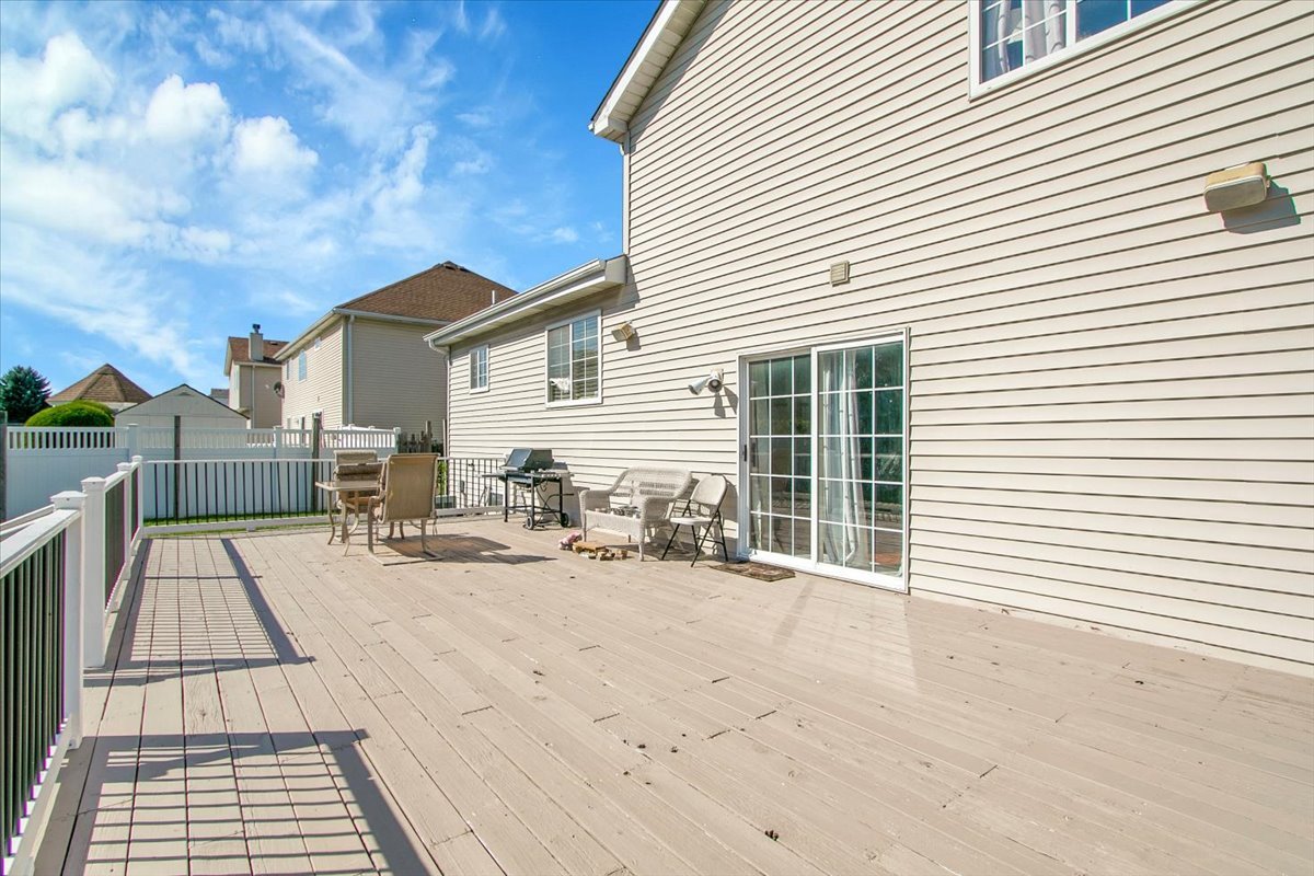 663 Primrose Lane, Matteson, IL 60443