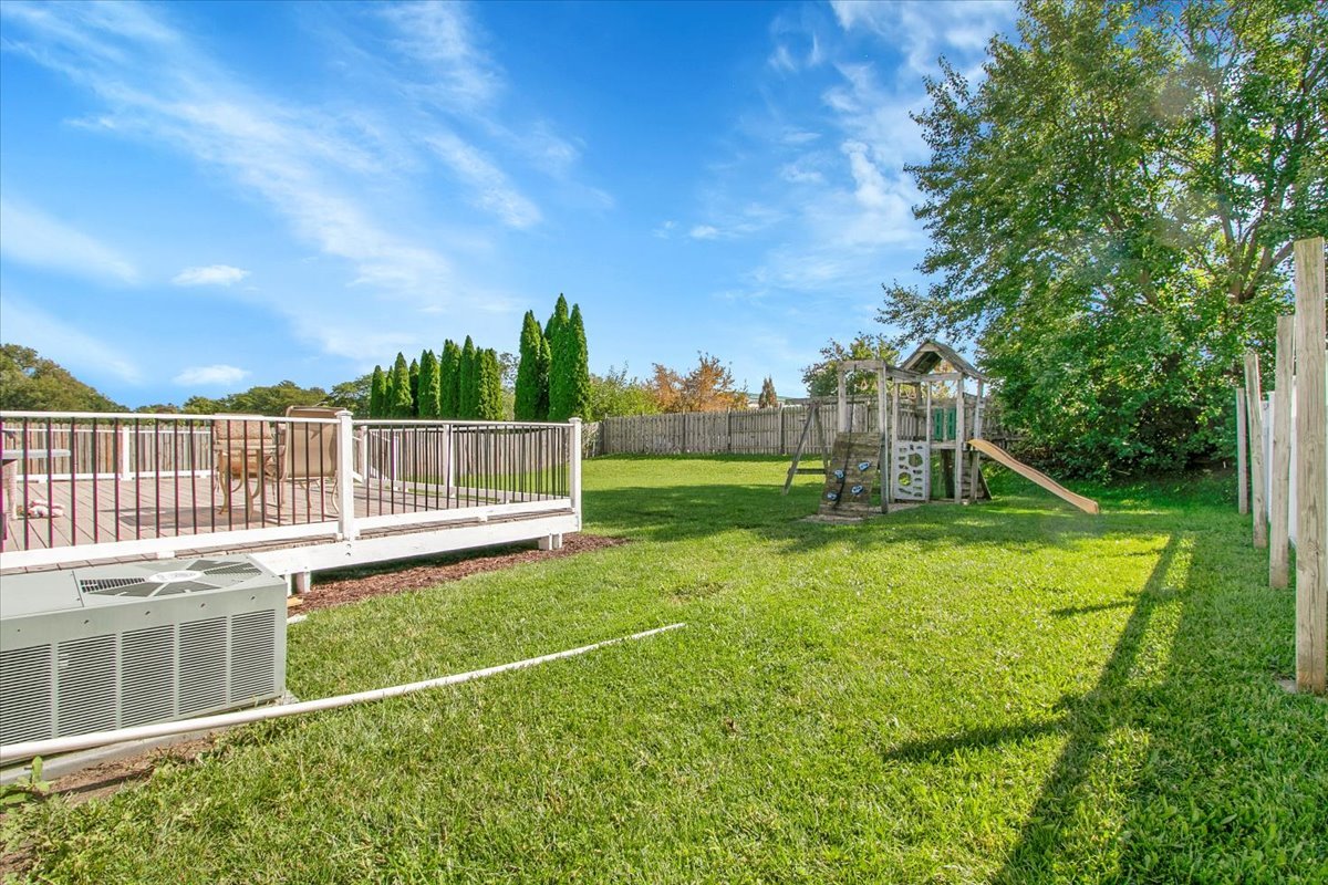 663 Primrose Lane, Matteson, IL 60443