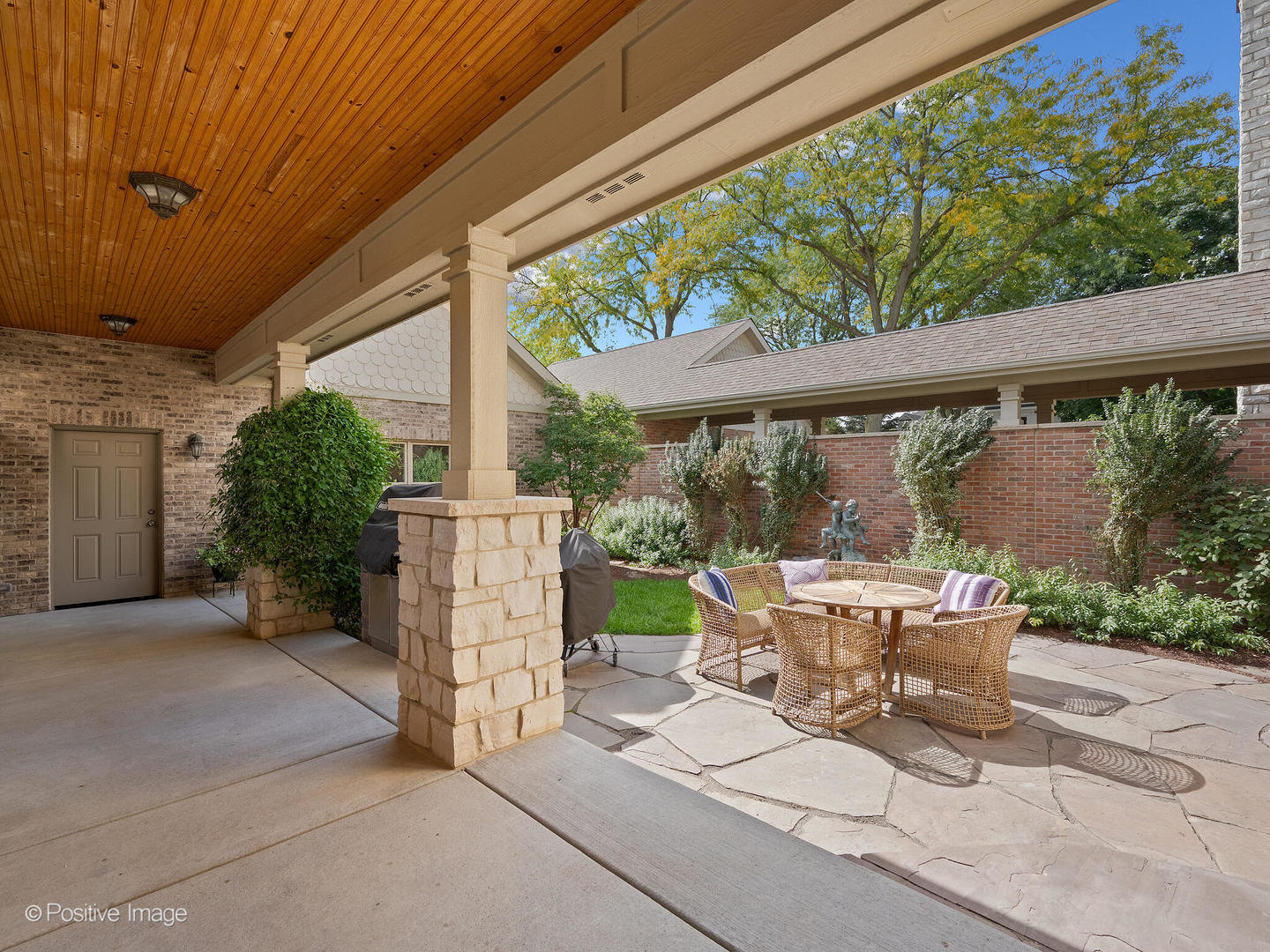 480 W Seminary Avenue, Wheaton, IL 60187
