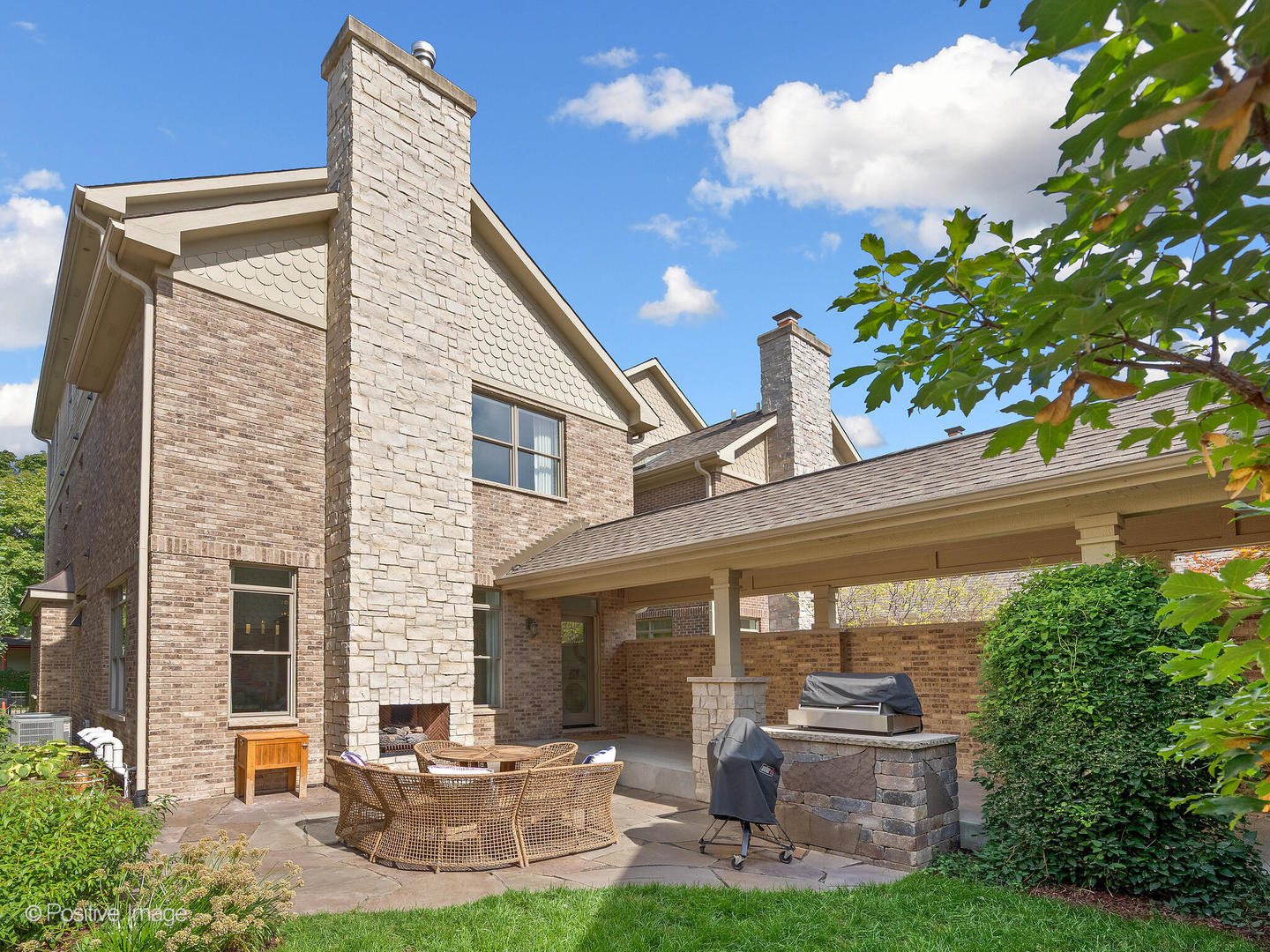 480 W Seminary Avenue, Wheaton, IL 60187