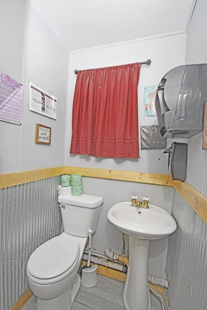 2853 N State Route 178, Utica, IL 61373