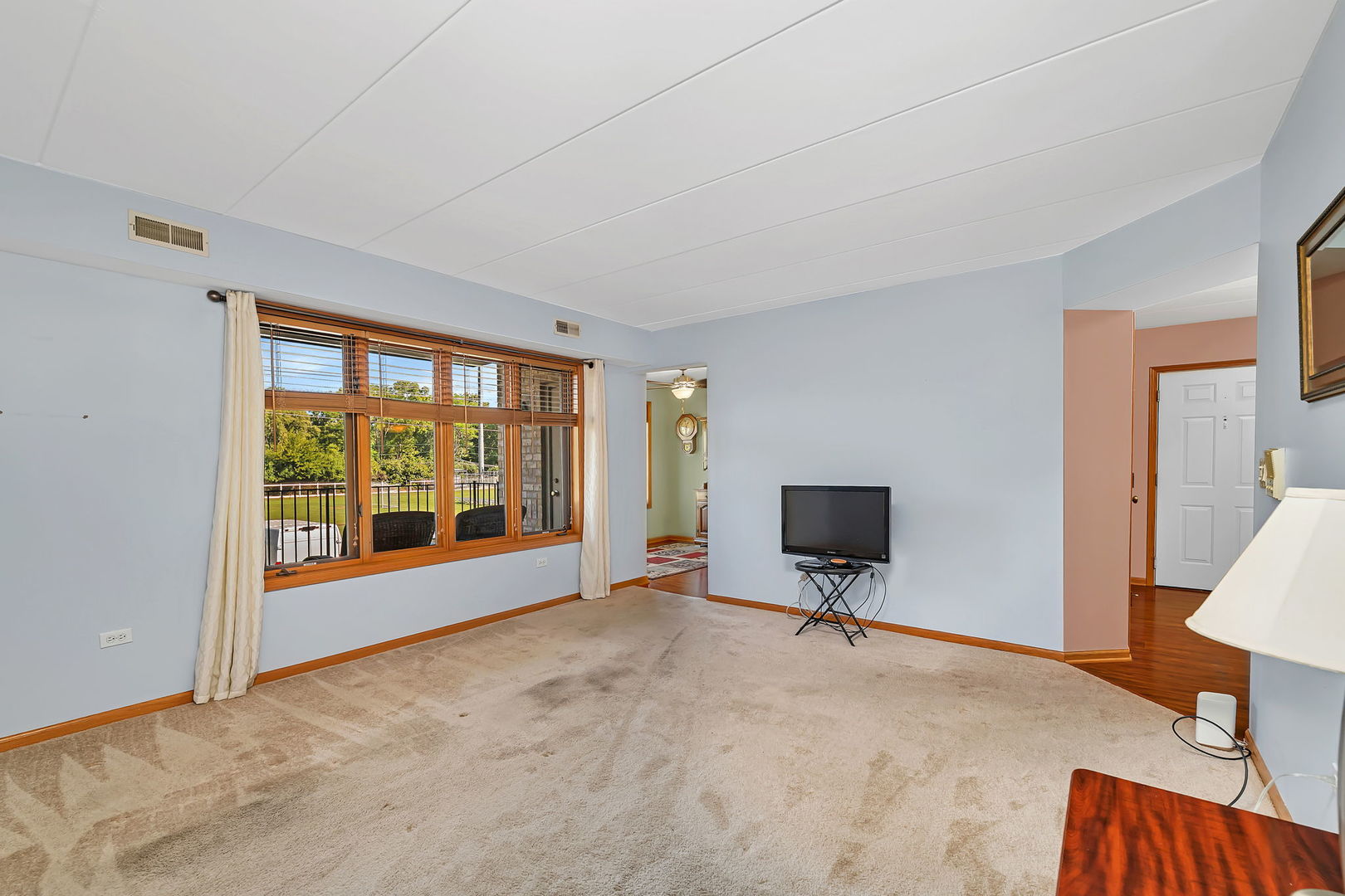 5041 139th Place #406, Crestwood, IL 60418