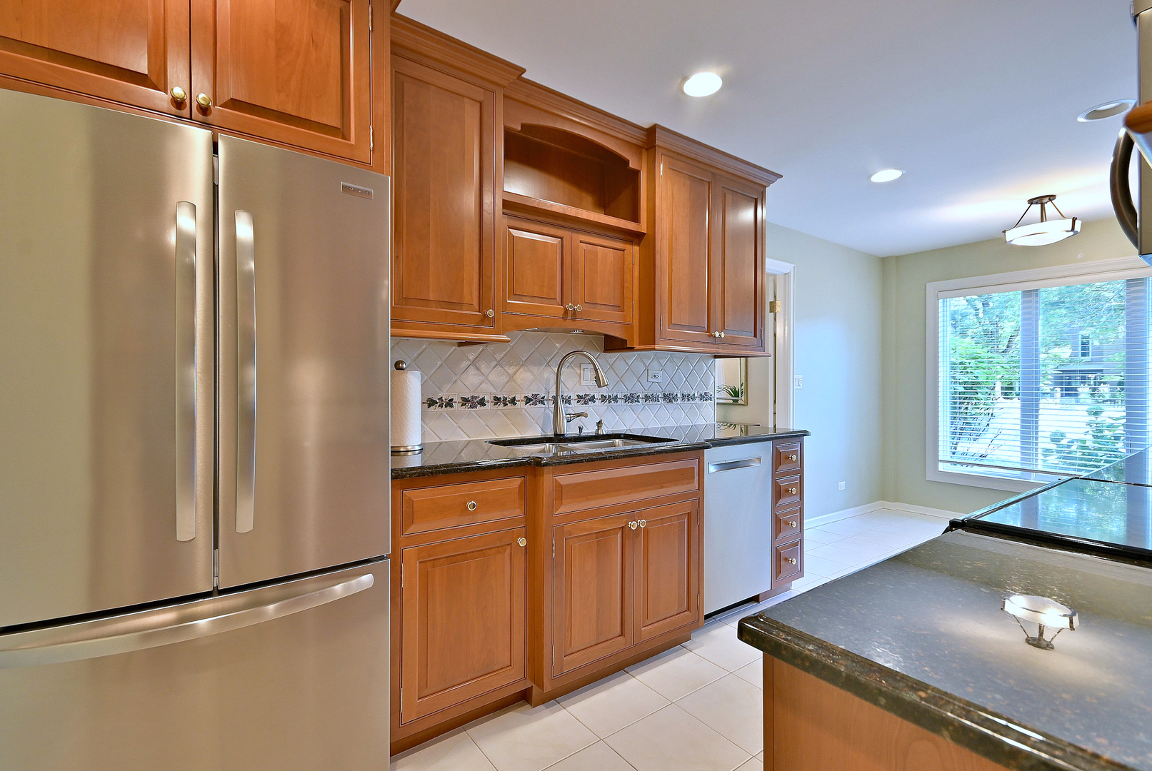 1 Oak Brook Club Drive #A105, Oak Brook, IL 60523