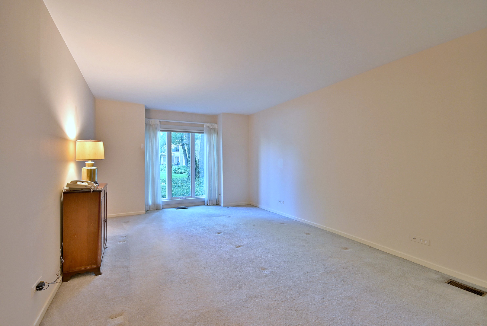 1 Oak Brook Club Drive #A105, Oak Brook, IL 60523