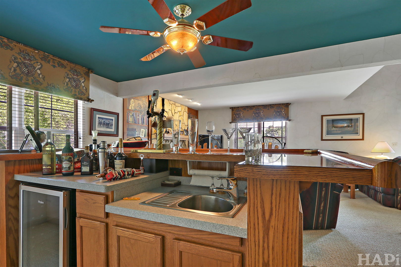 234 N Crooked Lake Lane, Lindenhurst, IL 60046