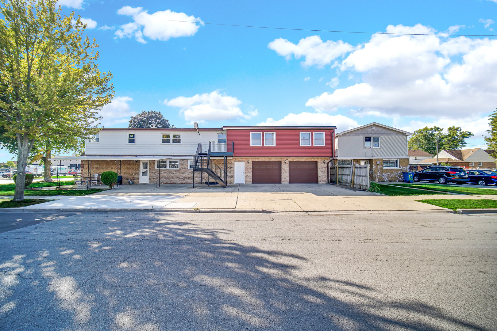 2078 N 17th Avenue, Melrose Park, IL 60160