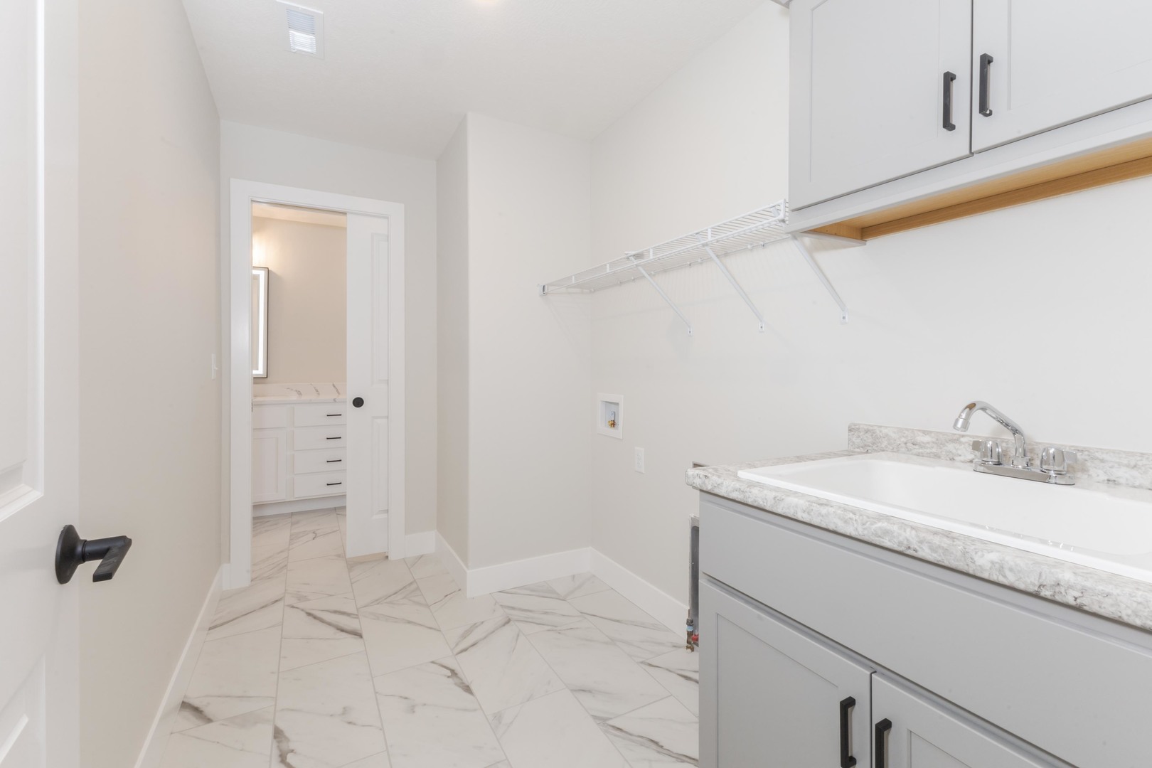 5214 Belvedere Drive, Bloomington, IL 61705