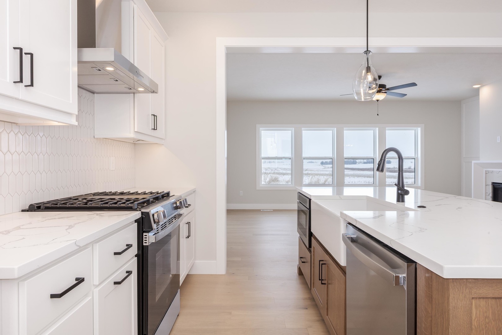 5214 Belvedere Drive, Bloomington, IL 61705