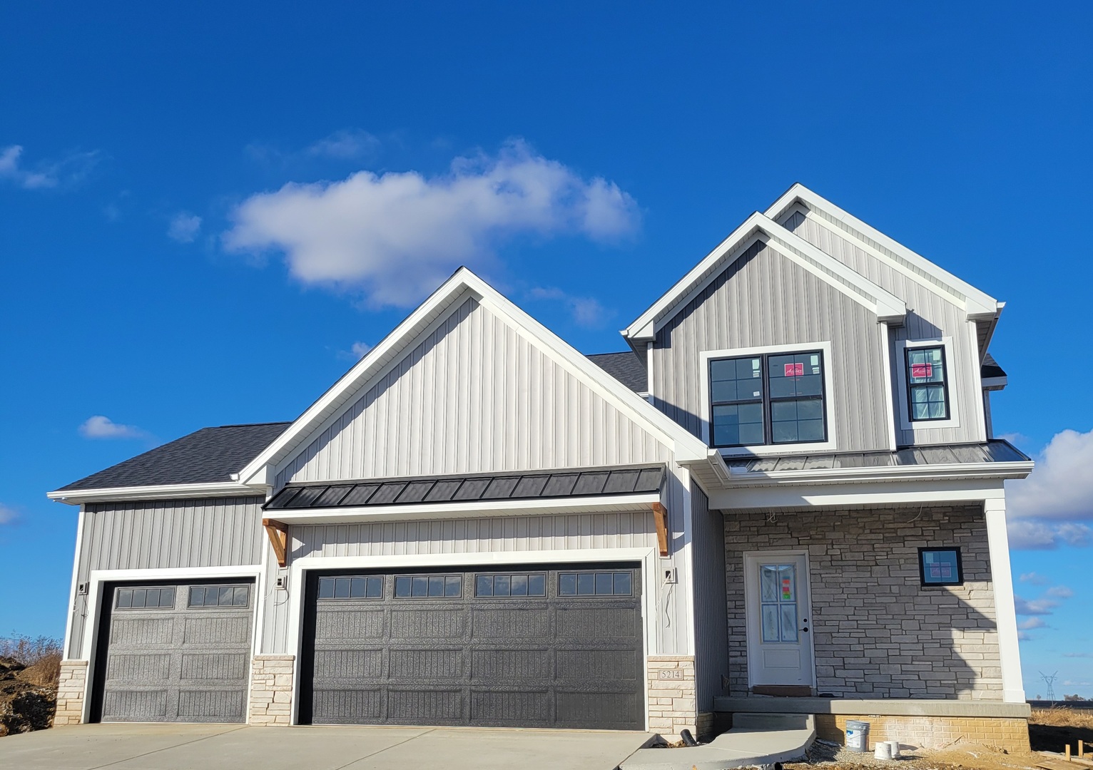 5214 Belvedere Drive, Bloomington, IL 61705