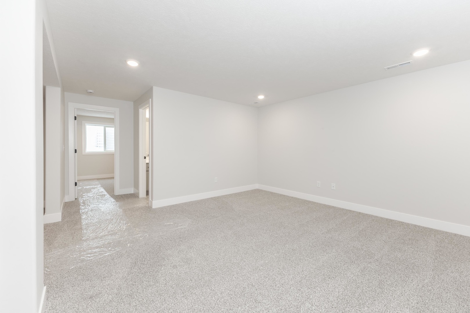 5214 Belvedere Drive, Bloomington, IL 61705