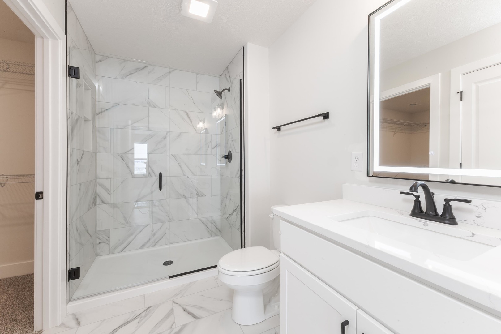 5214 Belvedere Drive, Bloomington, IL 61705