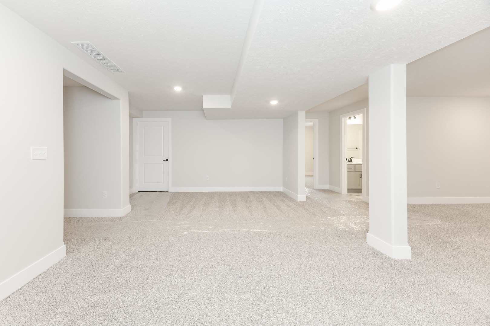 5214 Belvedere Drive, Bloomington, IL 61705