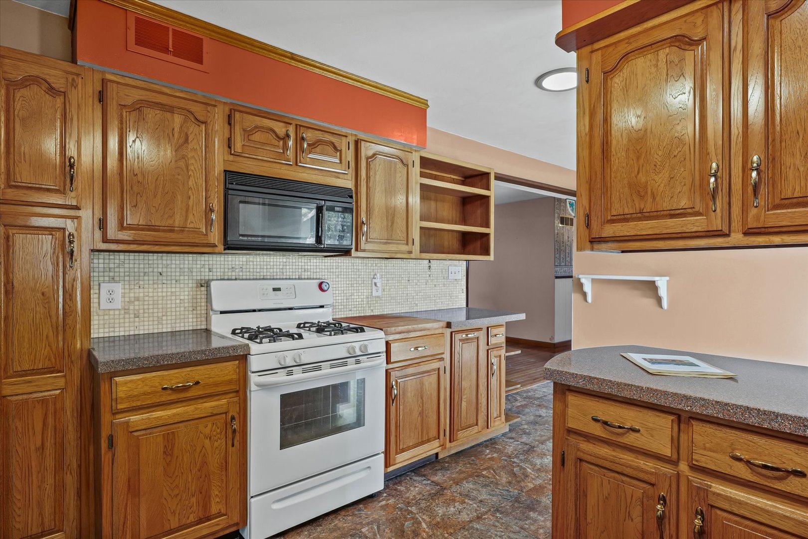 514 N Guthrie Street, Gibson City, IL 60936