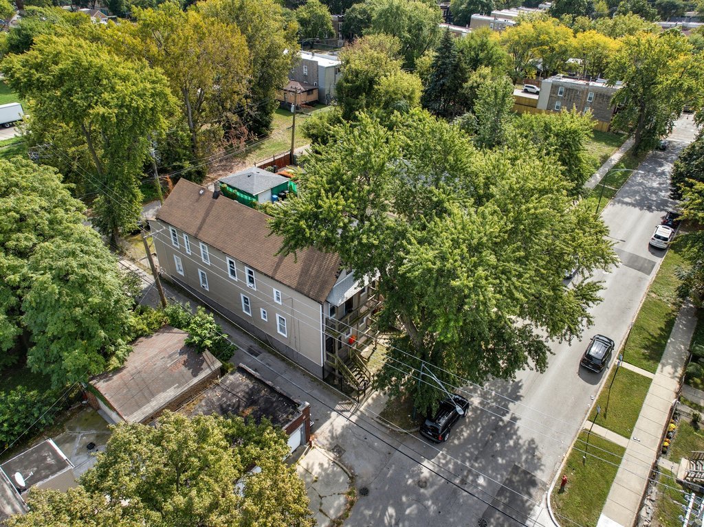 5517 S Justine Street, Chicago, IL 60636