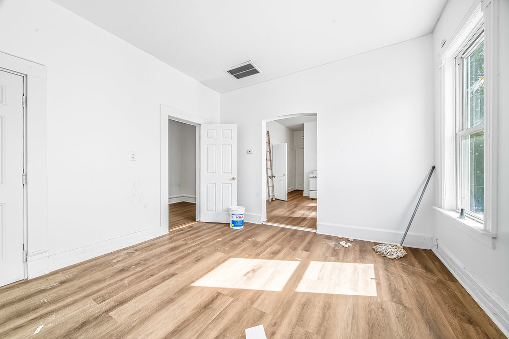 5517 S Justine Street, Chicago, IL 60636