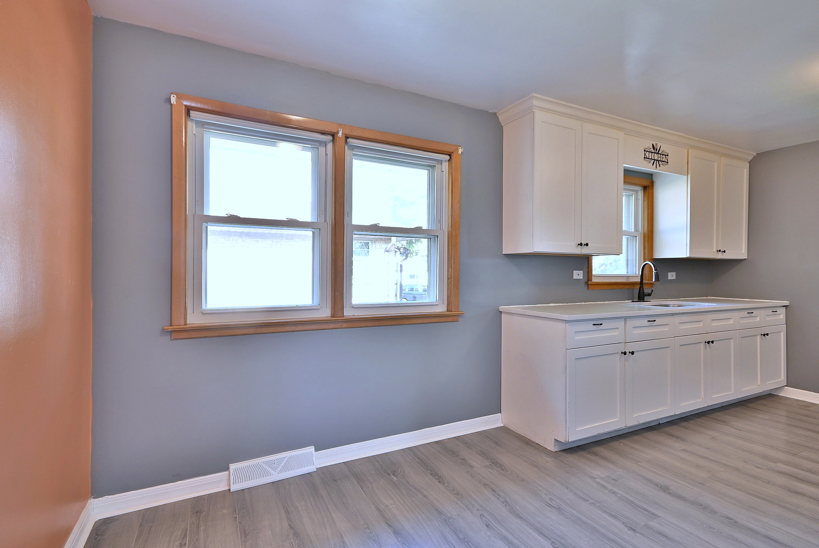 1217 Itasca Street, Bensenville, IL 60106