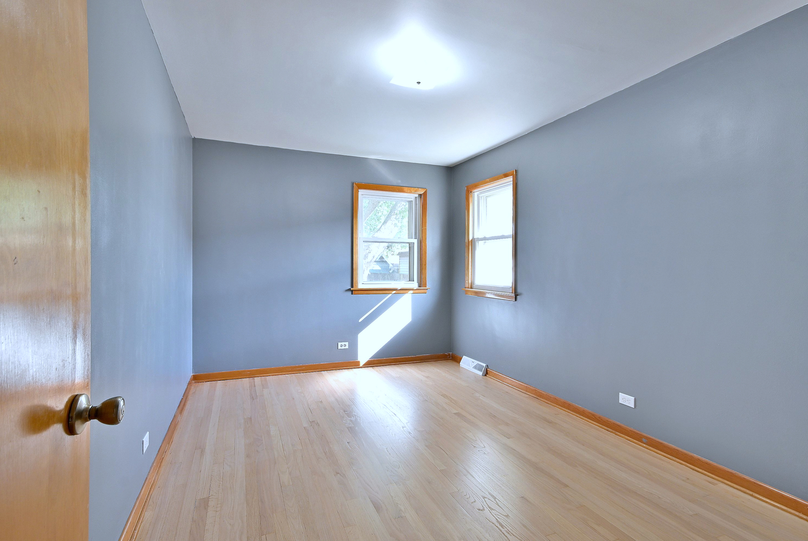 1217 Itasca Street, Bensenville, IL 60106