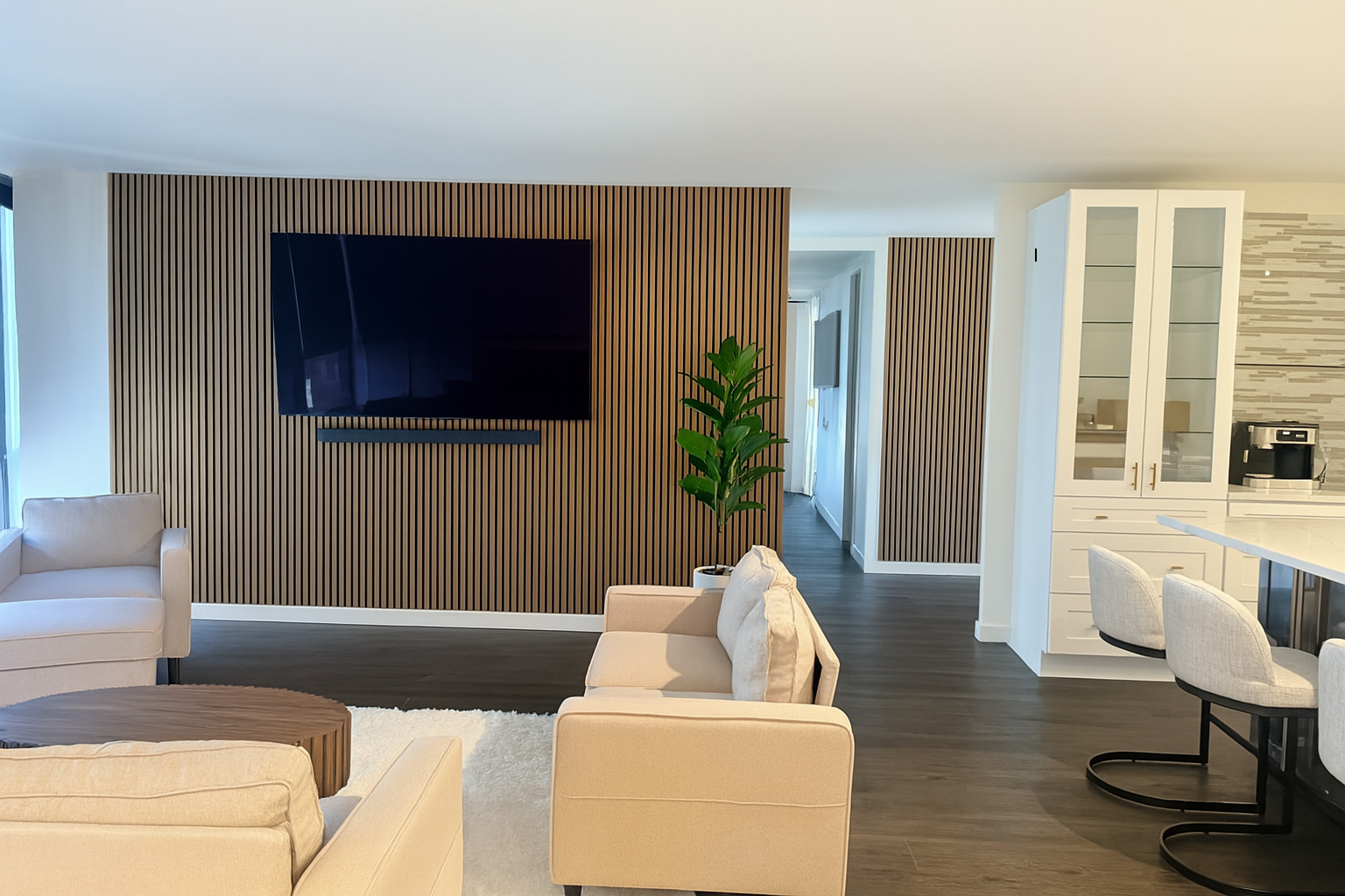 910 N Lake Shore Drive #1620, Chicago, IL 60611