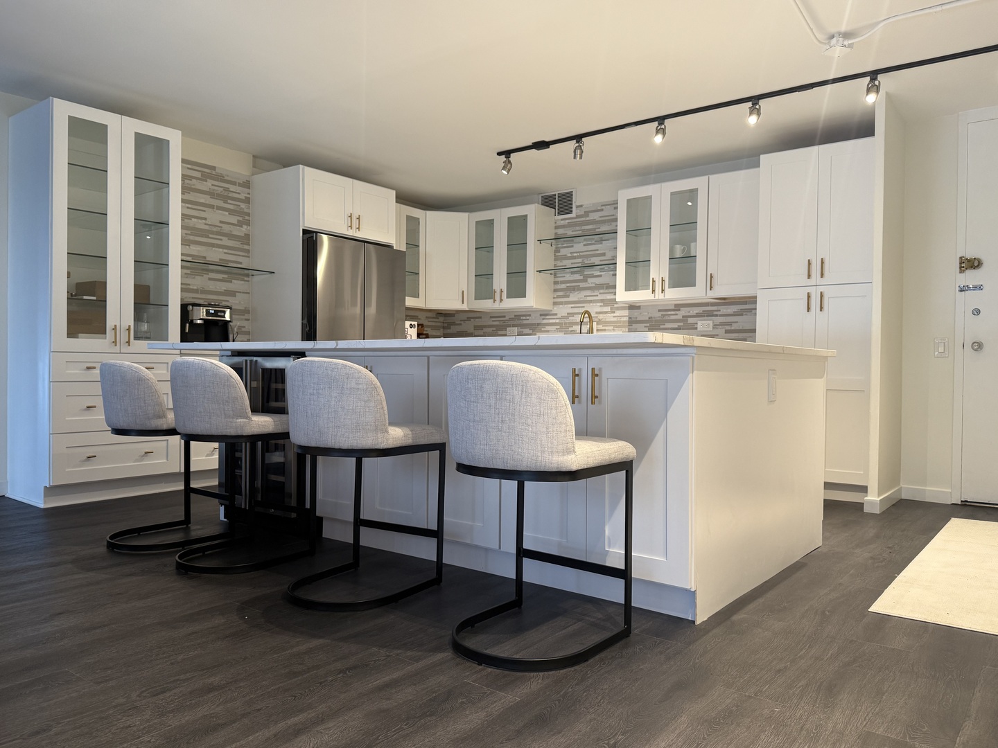 910 N Lake Shore Drive #1620, Chicago, IL 60611