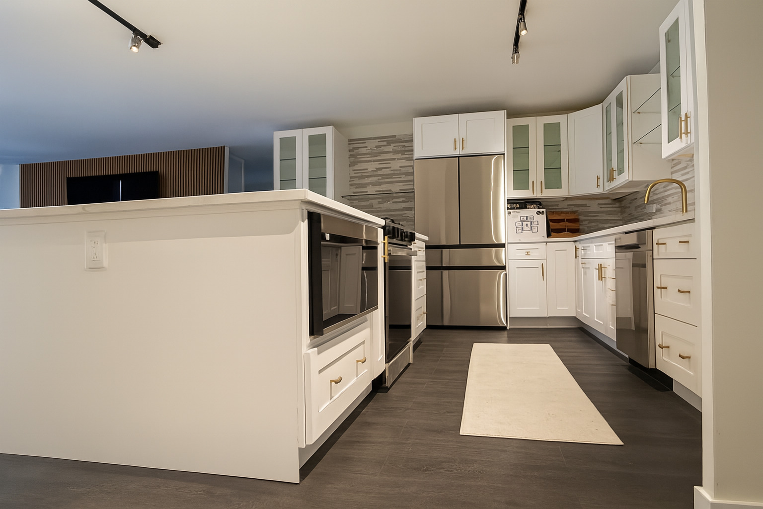 910 N Lake Shore Drive #1620, Chicago, IL 60611