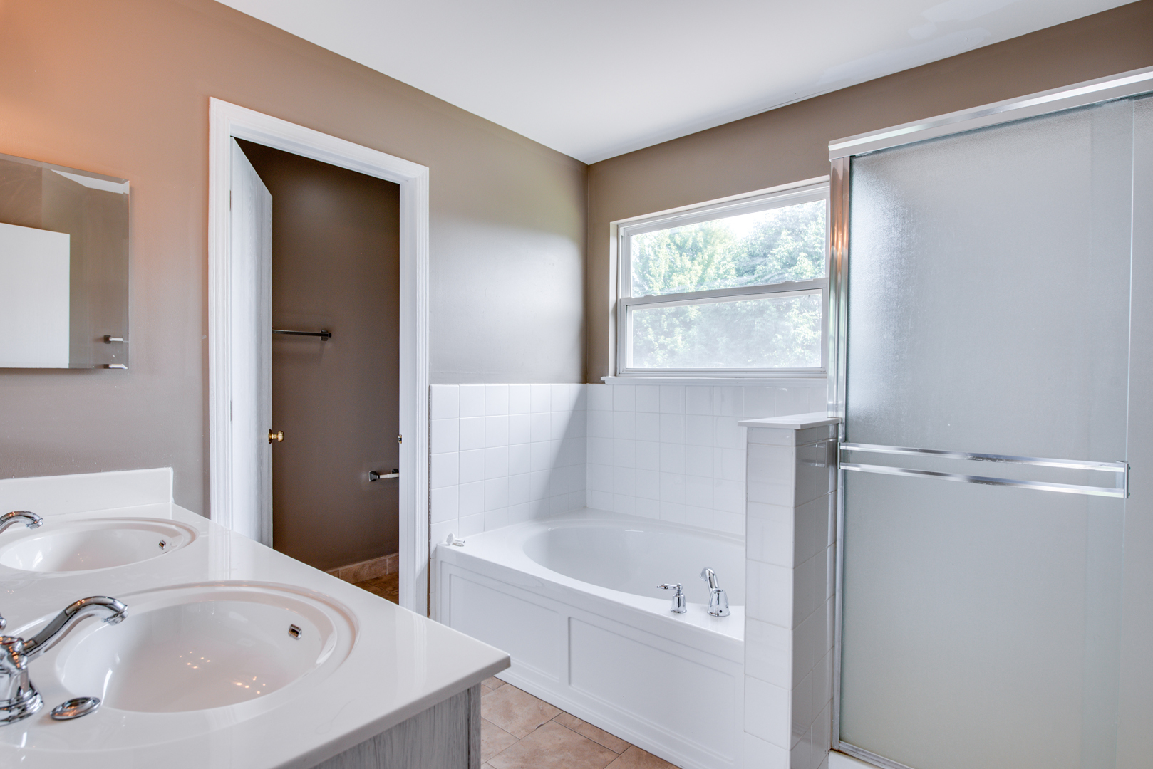 2891 Frances Lane, Montgomery, IL 60538