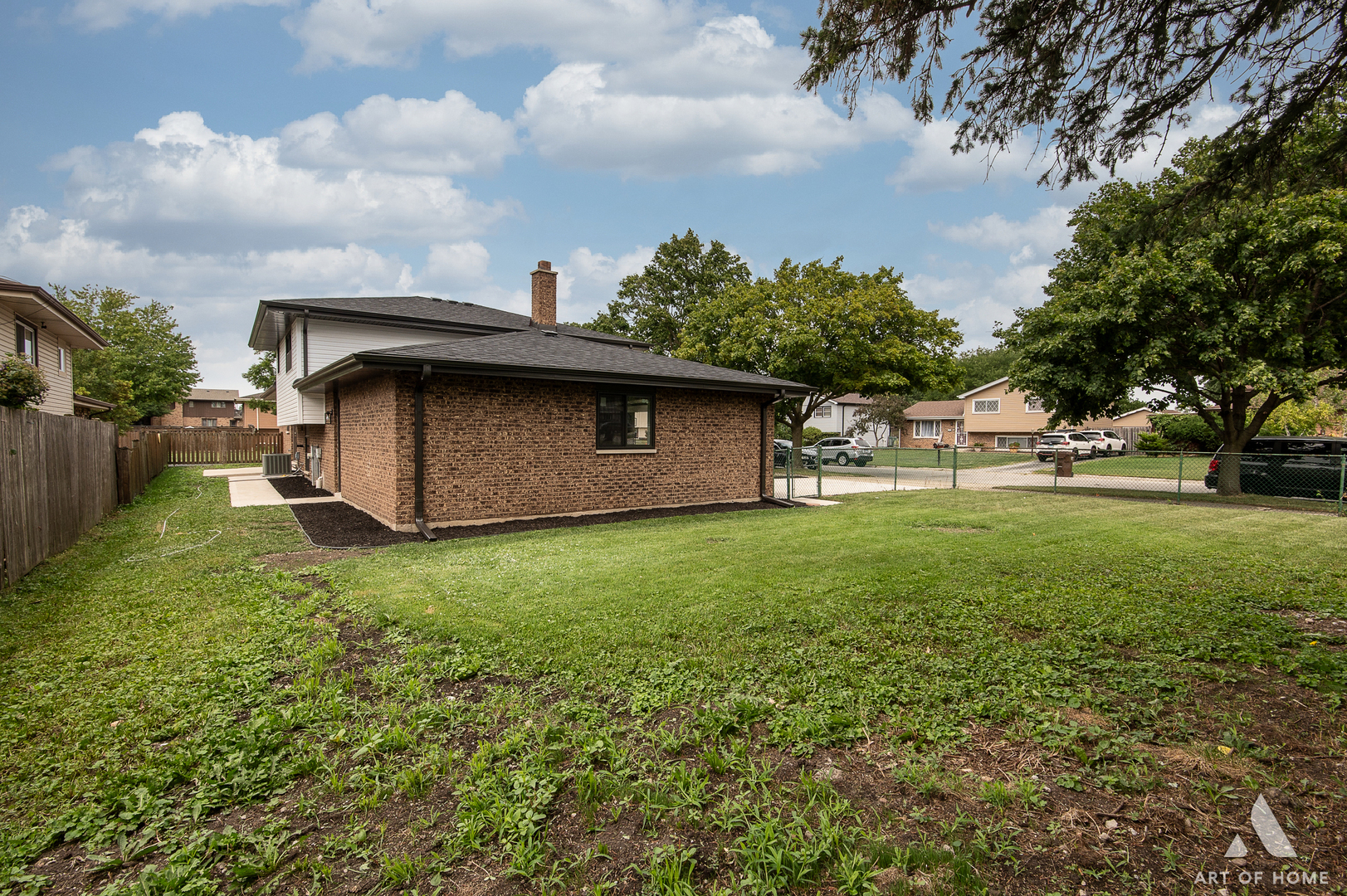 15601 Latrobe Avenue, Oak Forest, IL 60452