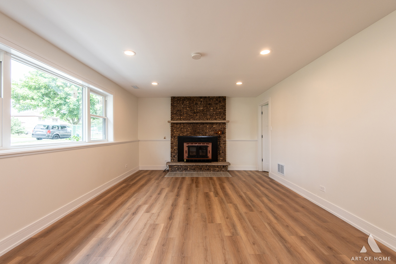 15601 Latrobe Avenue, Oak Forest, IL 60452