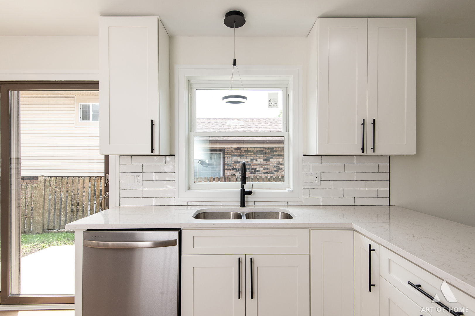 15601 Latrobe Avenue, Oak Forest, IL 60452