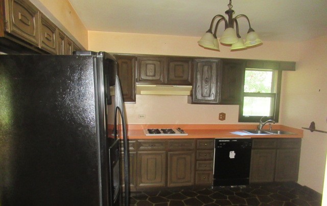 3N234 Cuyahoga Terrace, West Chicago, IL 60185