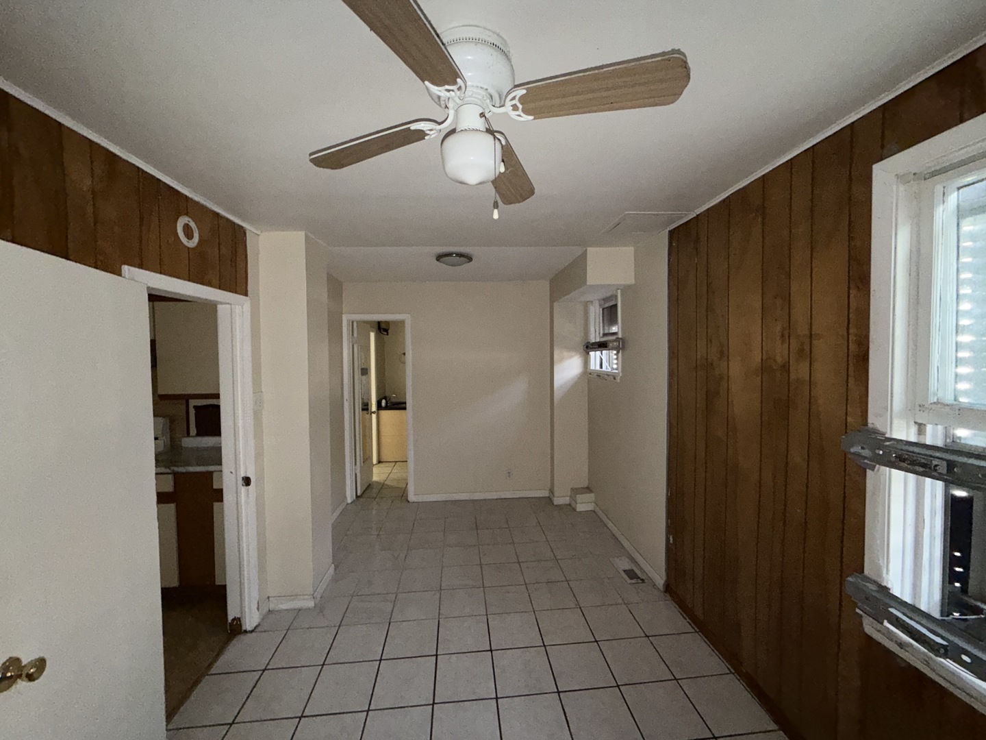 962 Oliver Avenue, Aurora, IL 60506