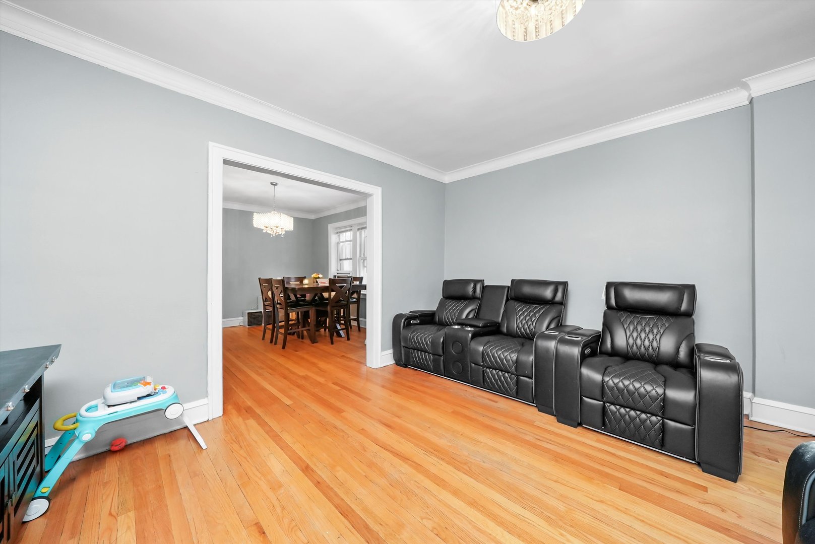 5108 W Wrightwood Avenue, Chicago, IL 60639