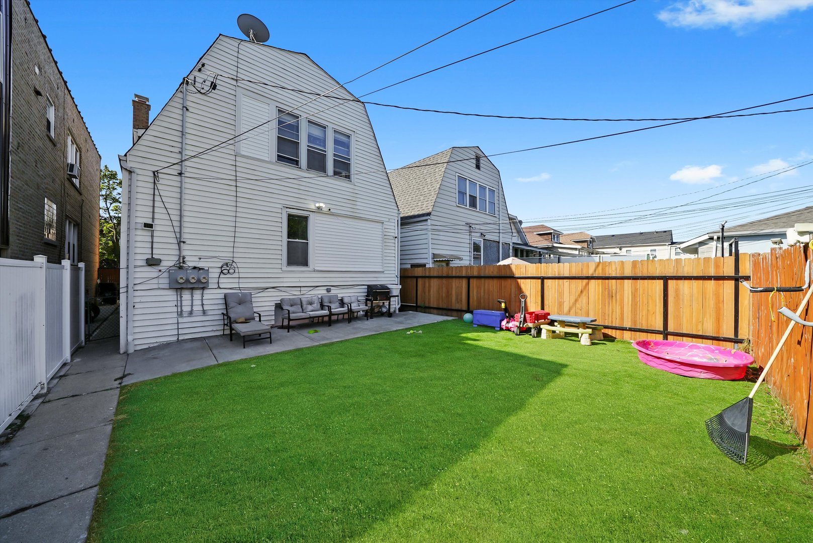 5108 W Wrightwood Avenue, Chicago, IL 60639