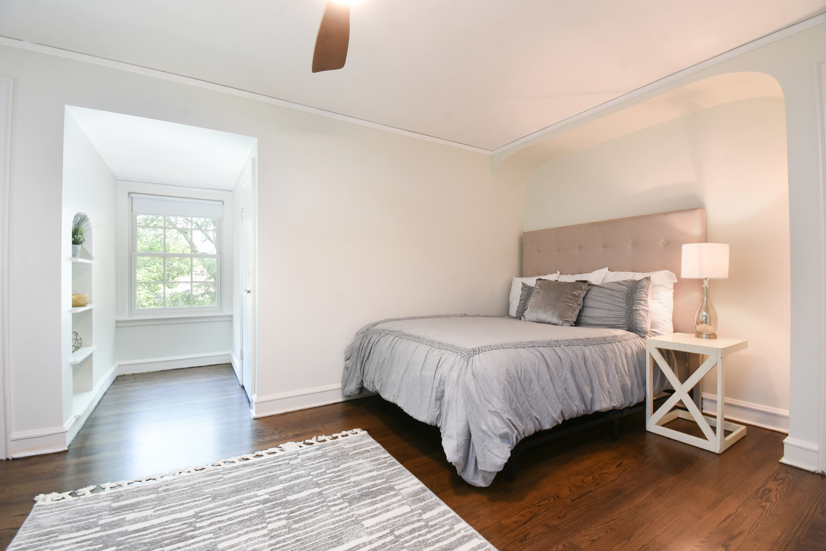 1001 S Brainard Avenue, La Grange, IL 60525